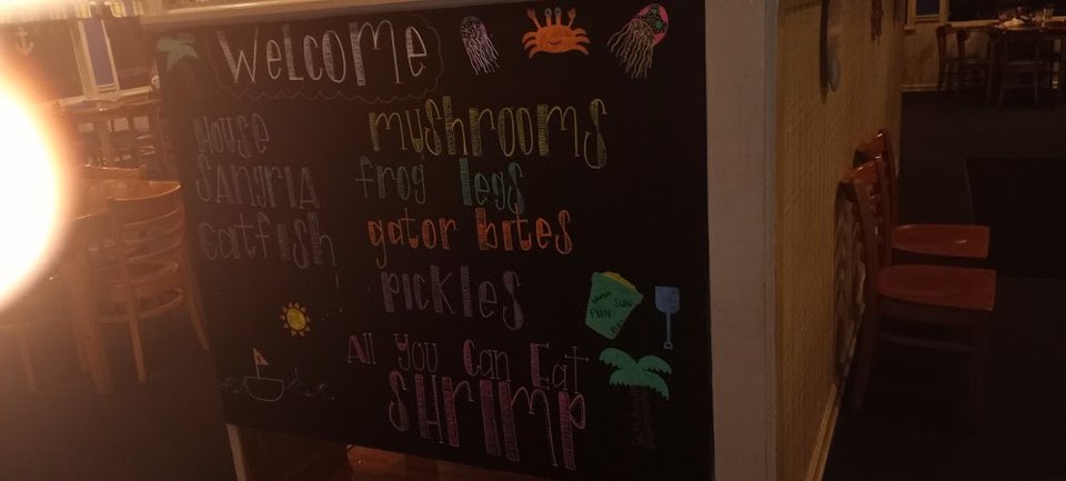 BBQ and fried seafood plates